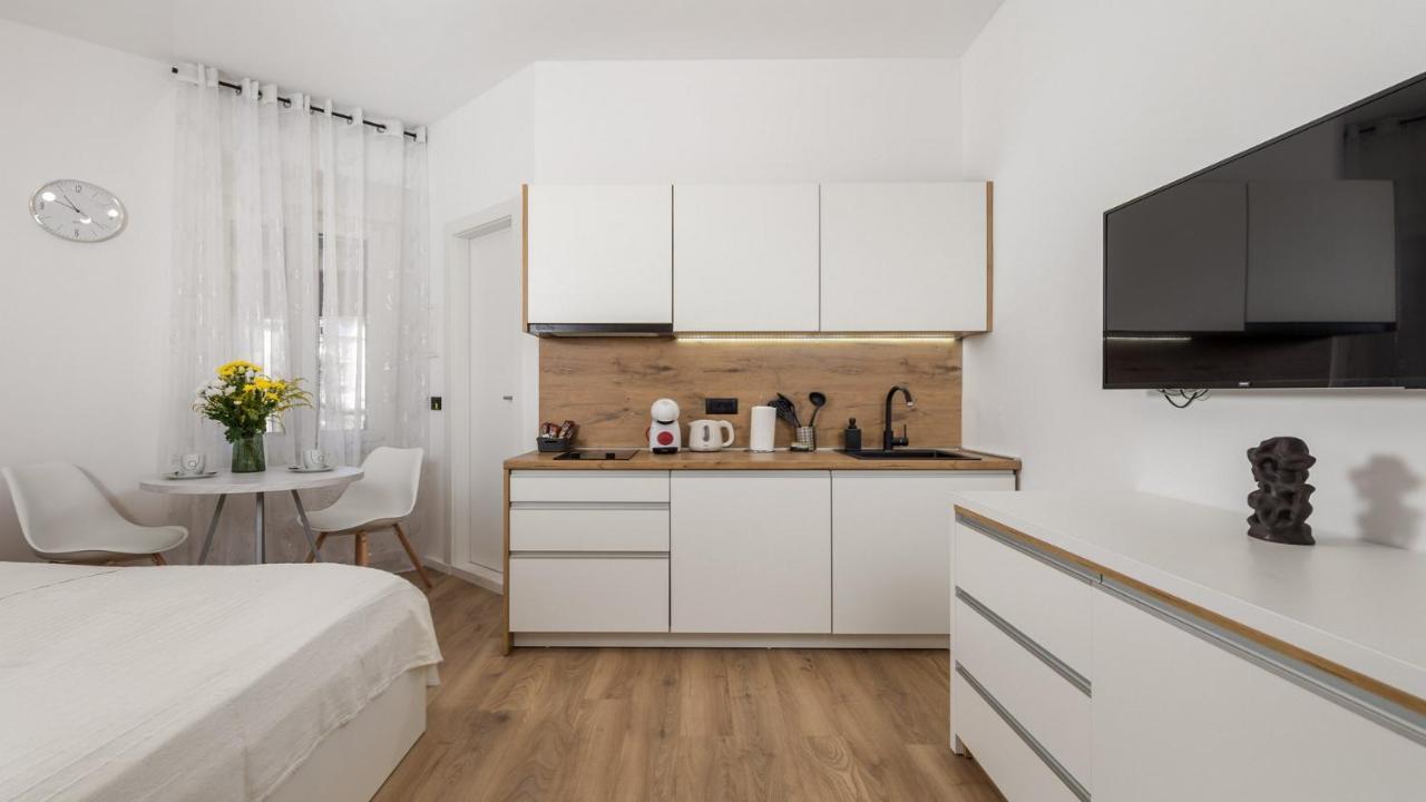 Apartments Bristol 2 Rijeka Ngoại thất bức ảnh