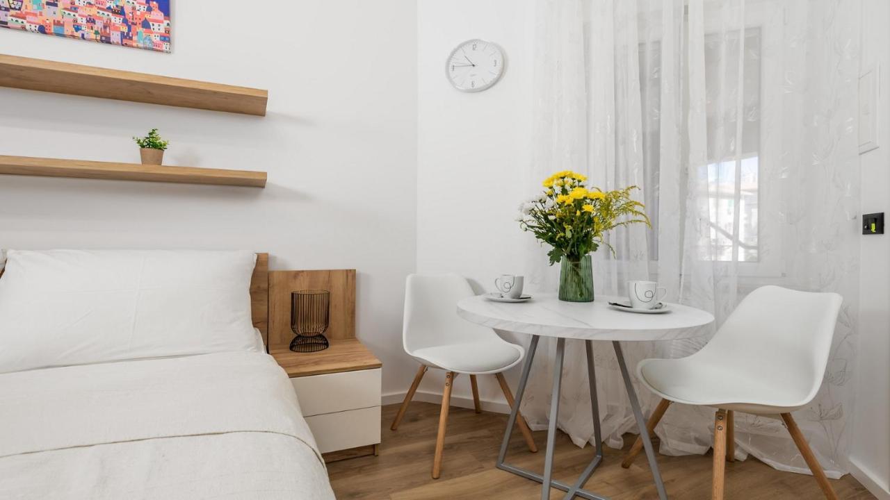 Apartments Bristol 2 Rijeka Ngoại thất bức ảnh