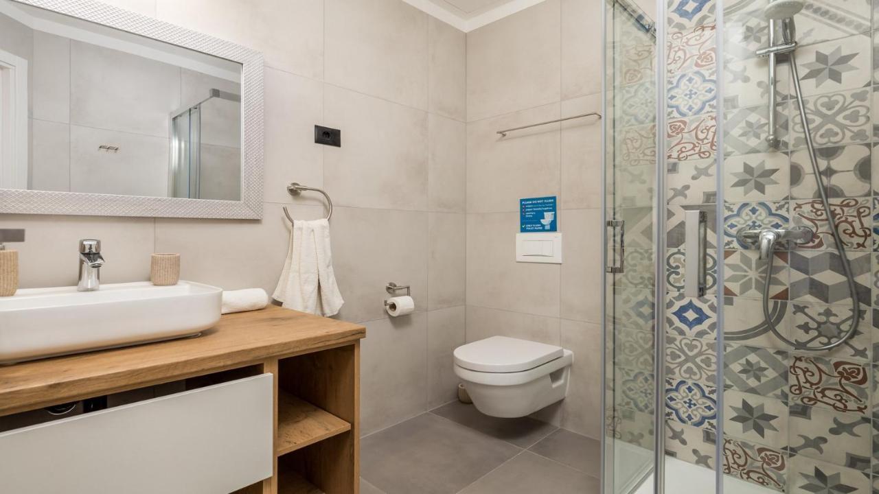 Apartments Bristol 2 Rijeka Ngoại thất bức ảnh