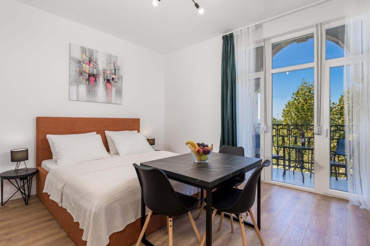 Apartments Bristol 2 Rijeka Ngoại thất bức ảnh