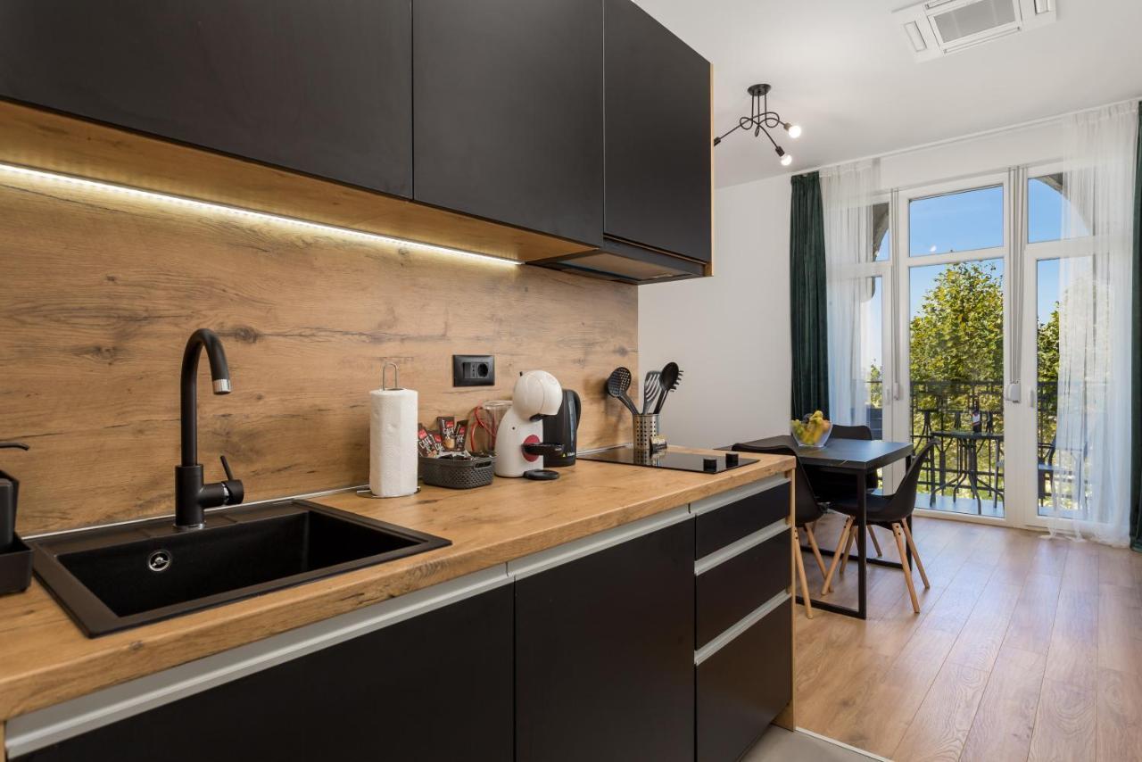 Apartments Bristol 2 Rijeka Ngoại thất bức ảnh