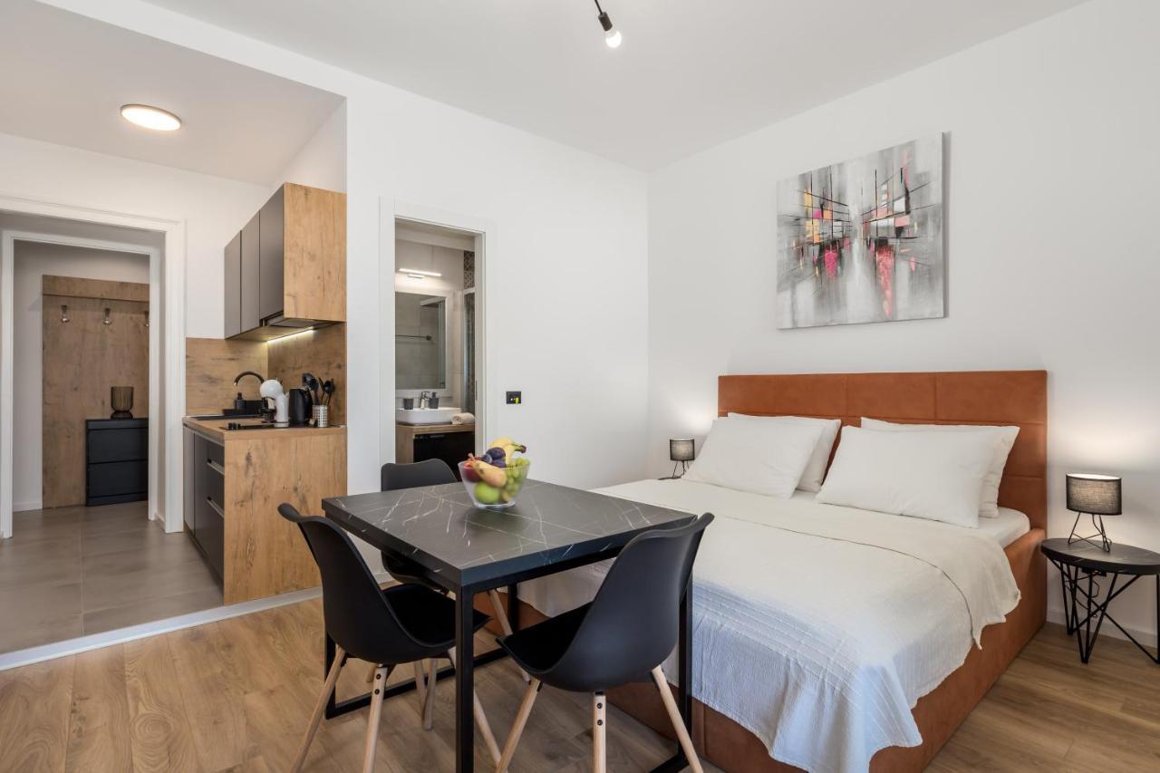 Apartments Bristol 2 Rijeka Ngoại thất bức ảnh