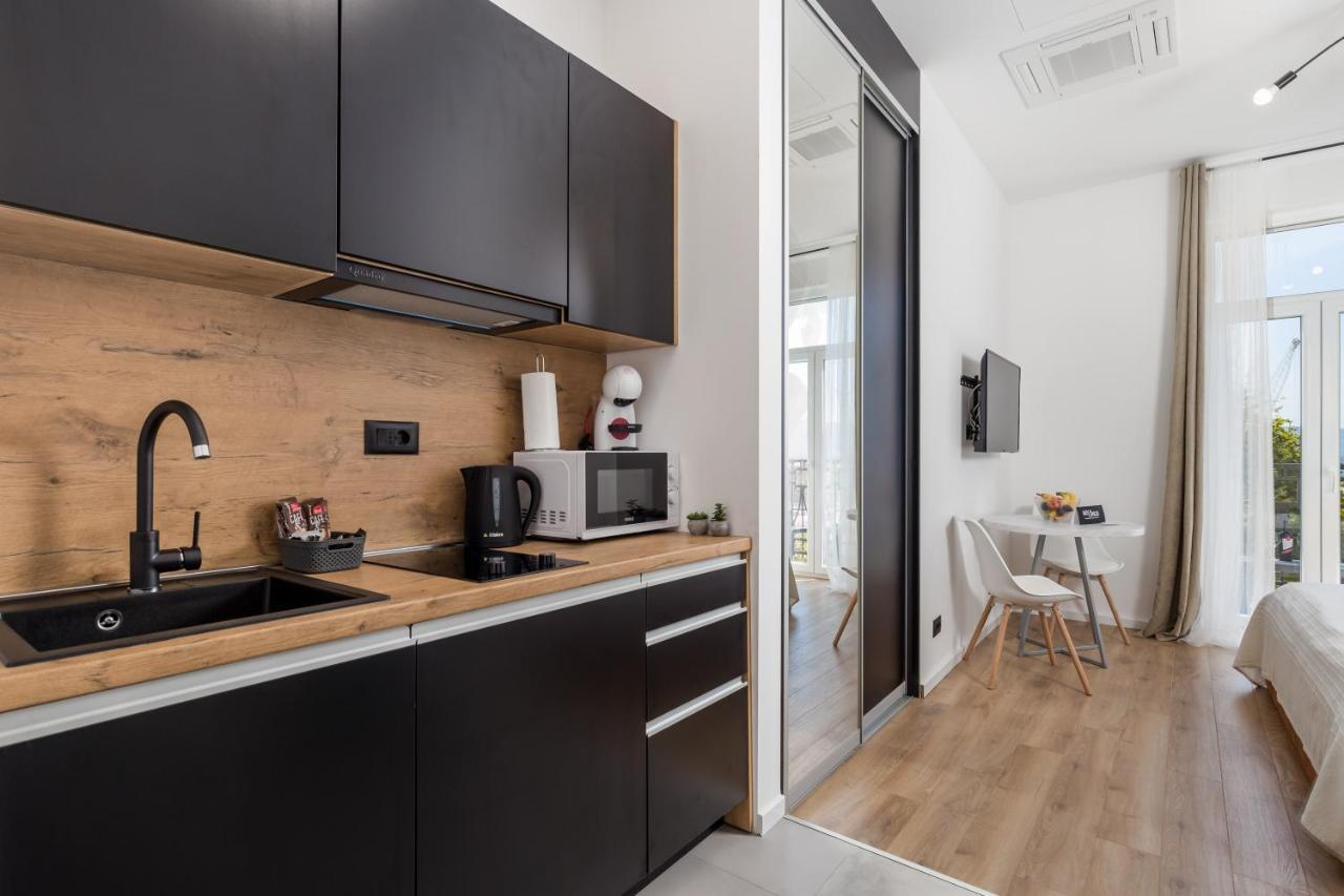 Apartments Bristol 2 Rijeka Ngoại thất bức ảnh