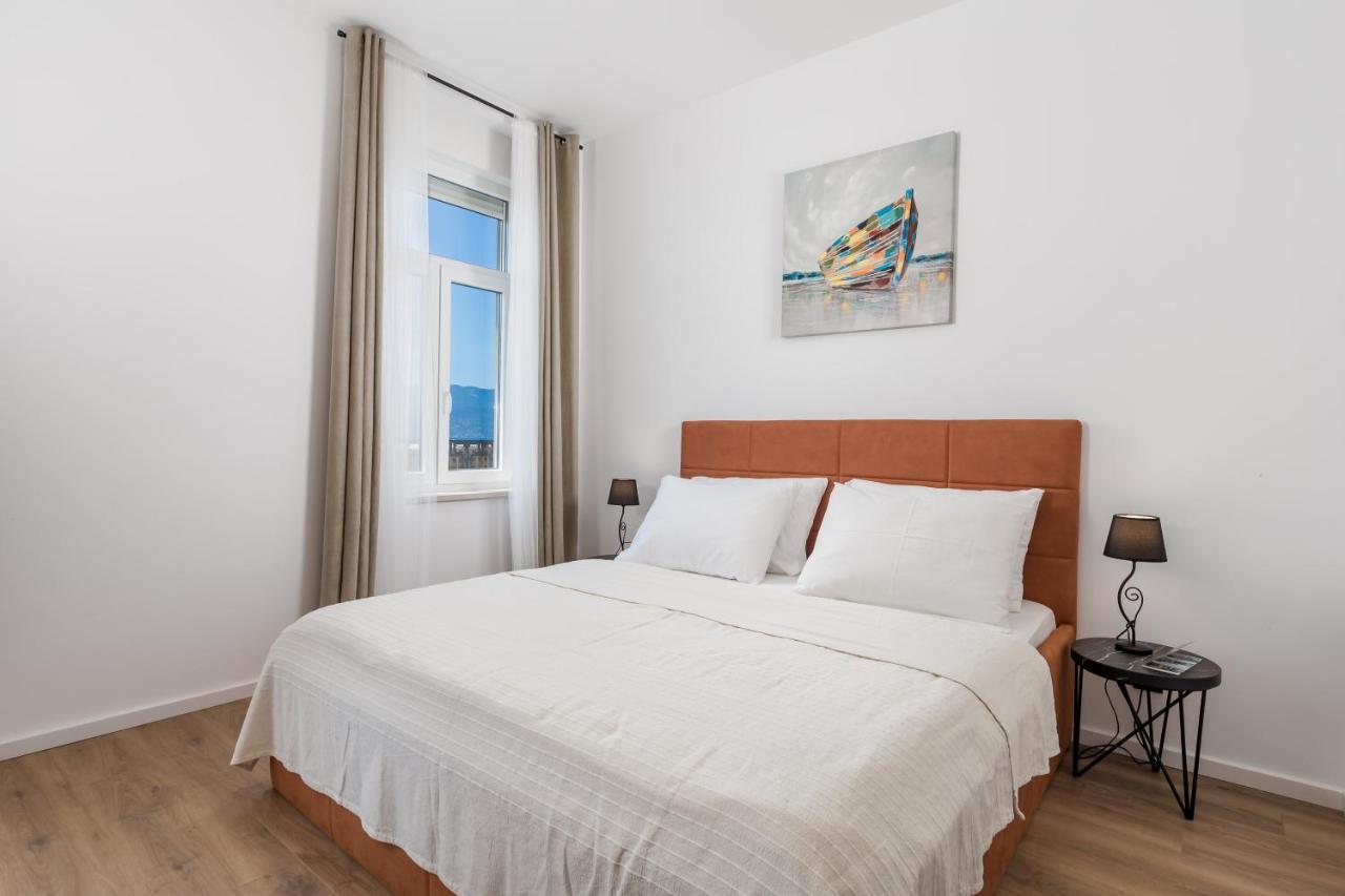 Apartments Bristol 2 Rijeka Ngoại thất bức ảnh