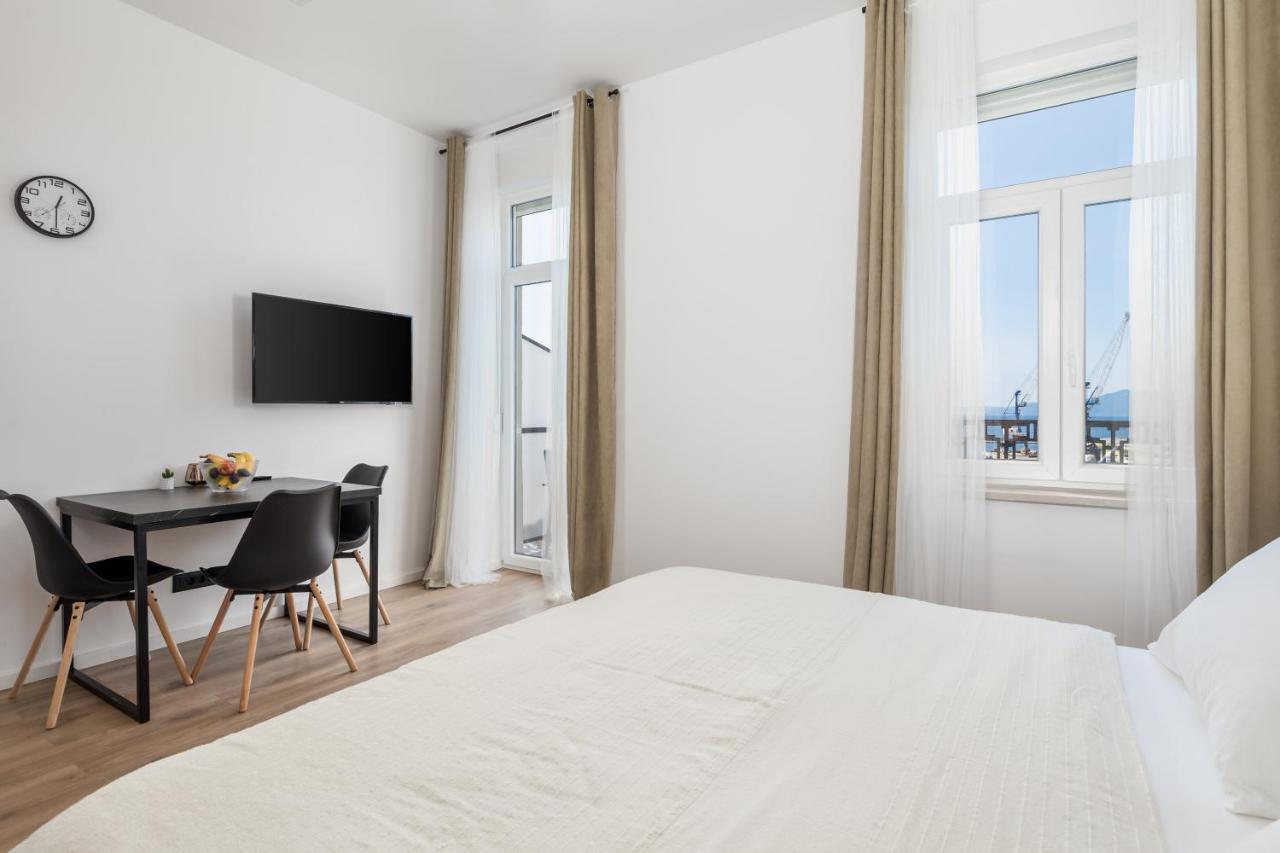 Apartments Bristol 2 Rijeka Ngoại thất bức ảnh