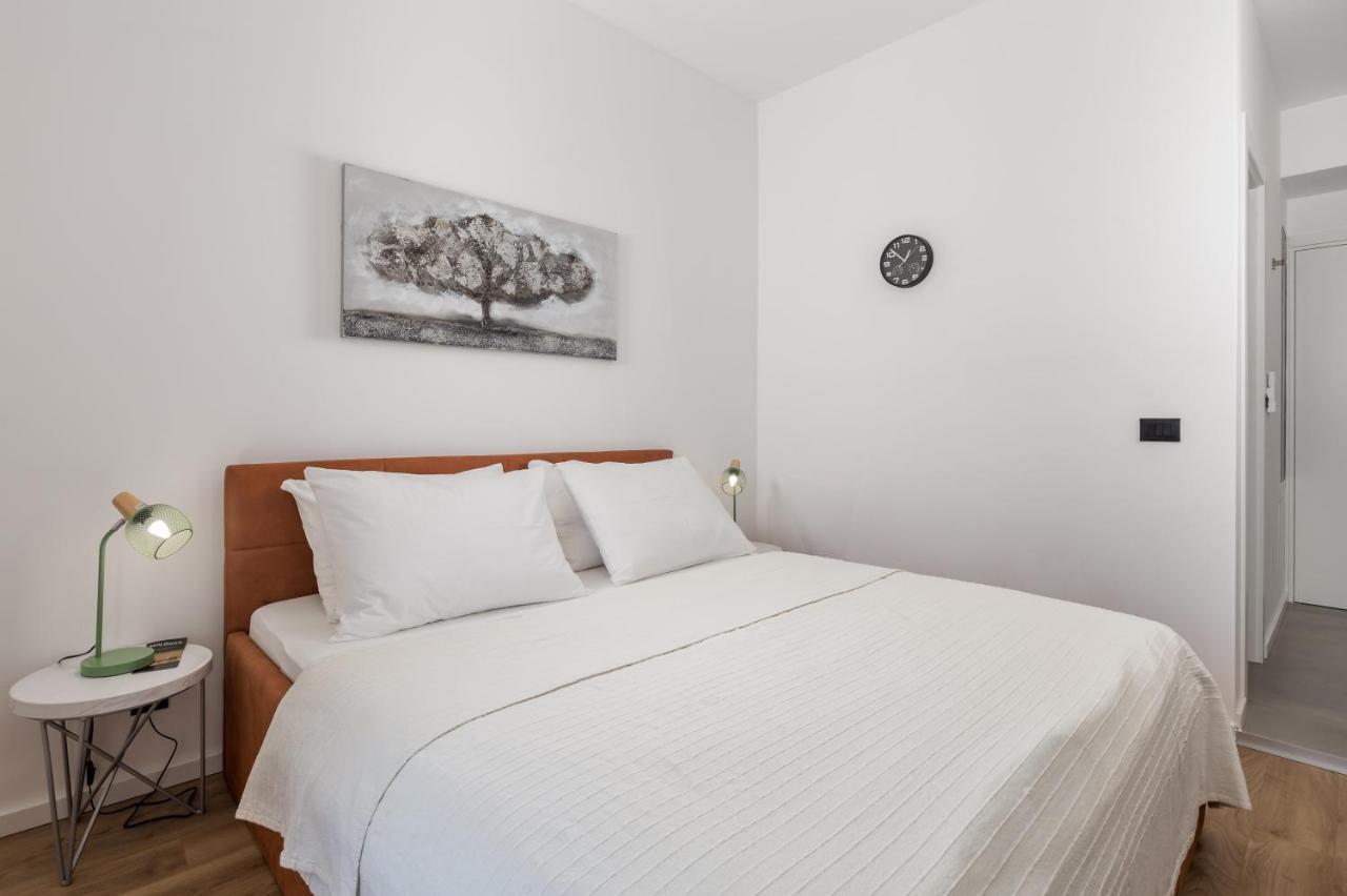 Apartments Bristol 2 Rijeka Ngoại thất bức ảnh