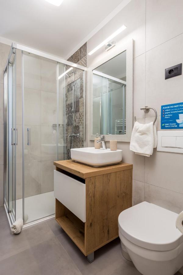 Apartments Bristol 2 Rijeka Ngoại thất bức ảnh