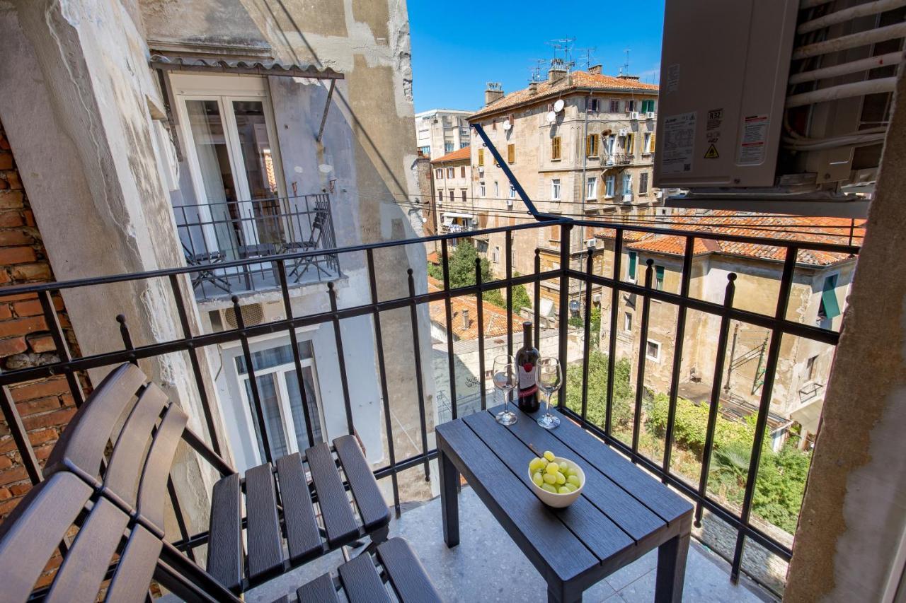 Apartments Bristol 2 Rijeka Ngoại thất bức ảnh
