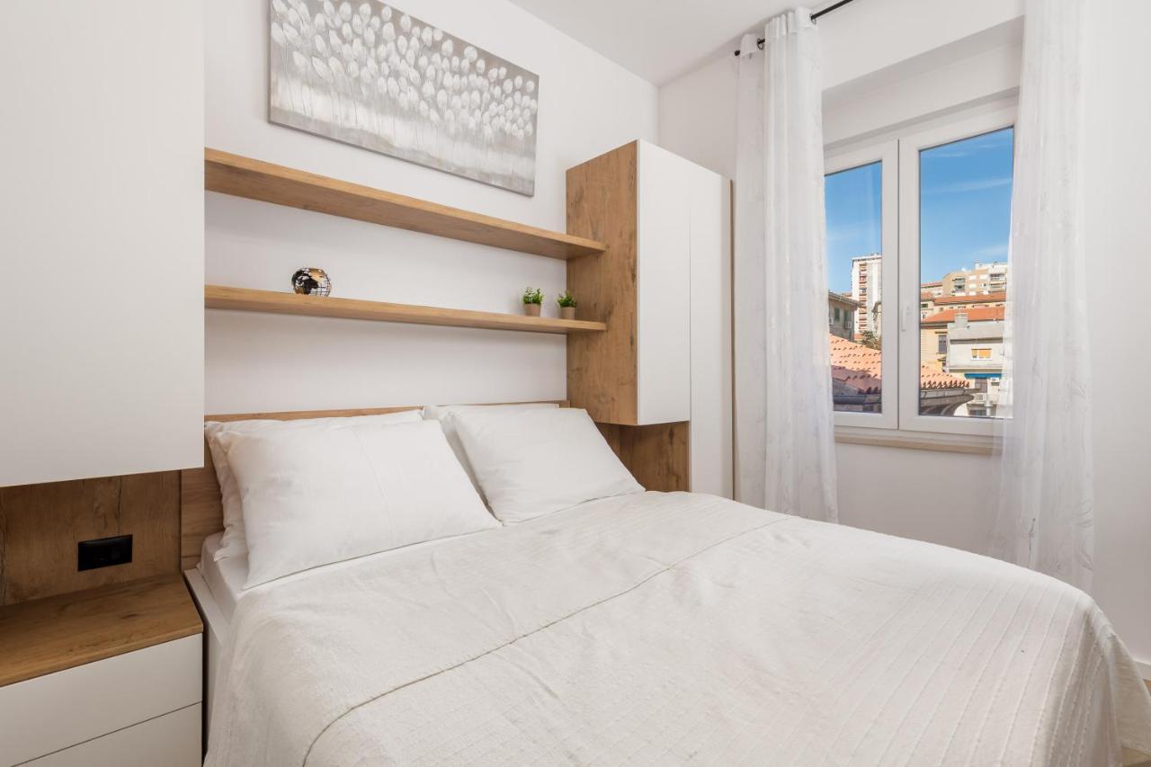 Apartments Bristol 2 Rijeka Ngoại thất bức ảnh