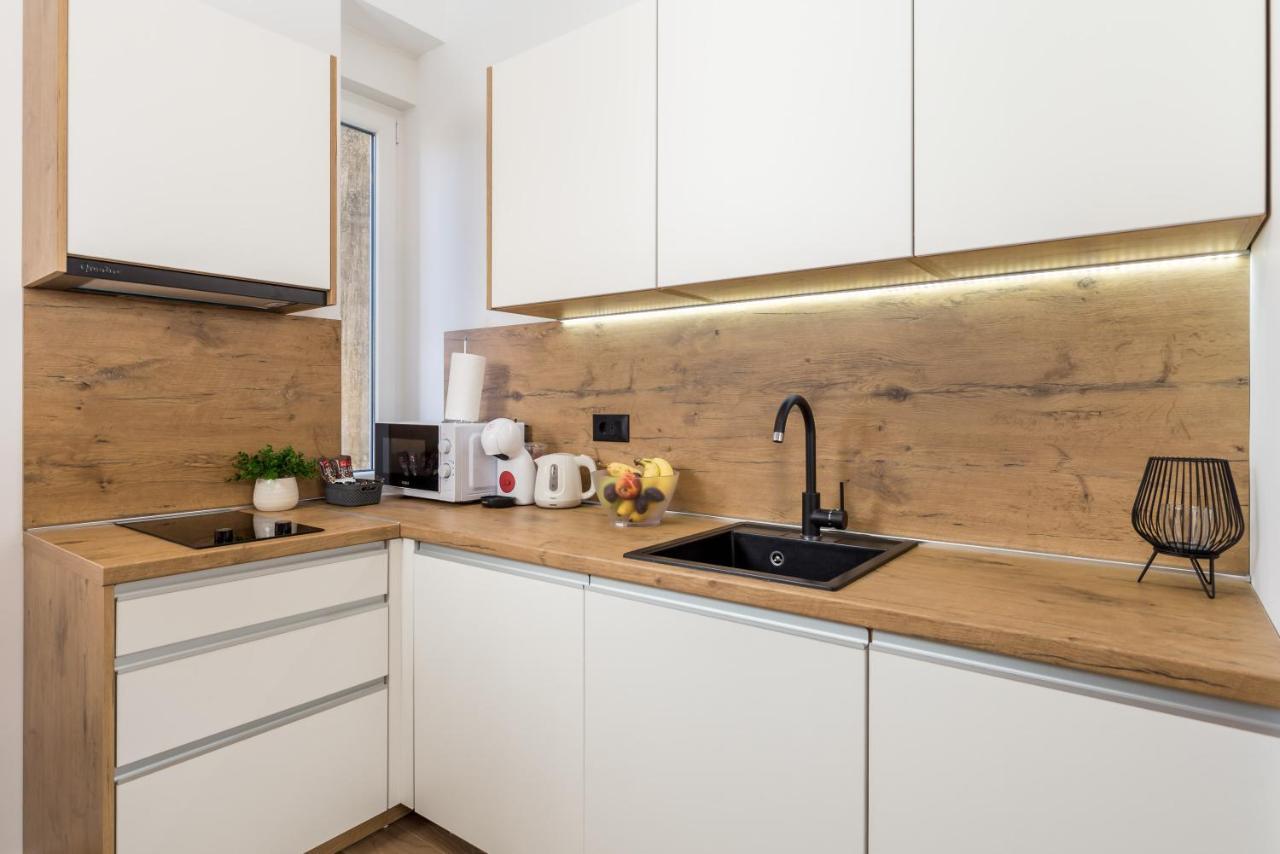 Apartments Bristol 2 Rijeka Ngoại thất bức ảnh